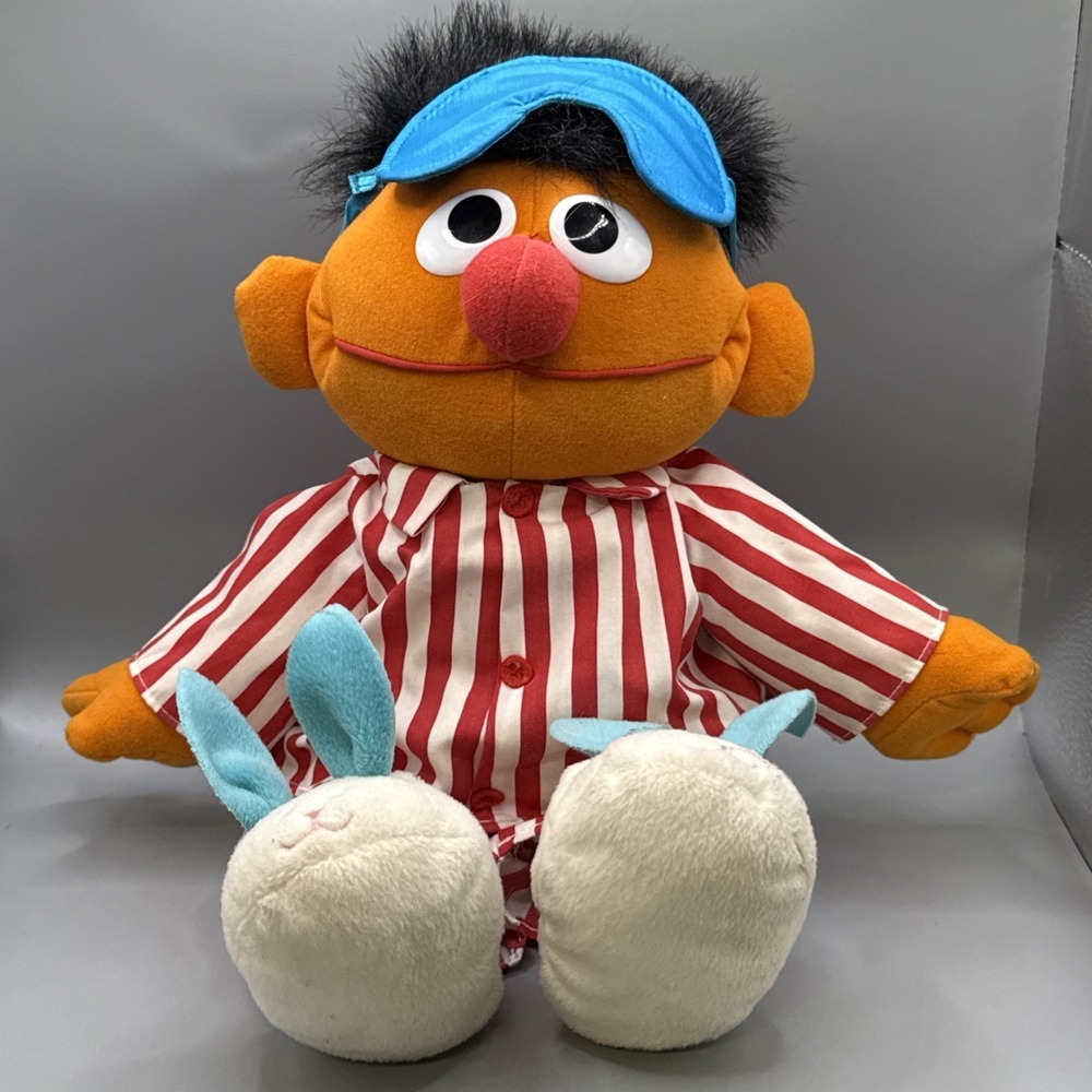 Vintage 1996 Tyco Sesame Street Sing Sleep and Snore Ernie PJs Plush Doll WORKS